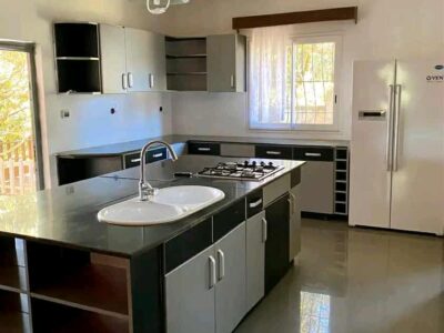 Appartement de 2 chambres à Joffre Ville