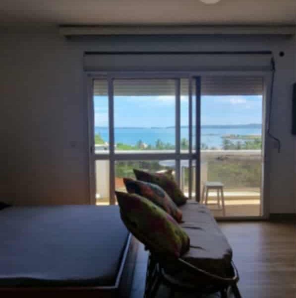 Appartement au centre ville avec vue mer
