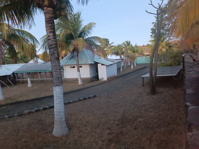 Domaine de 250m2 bâti, terrain de 6000 m2